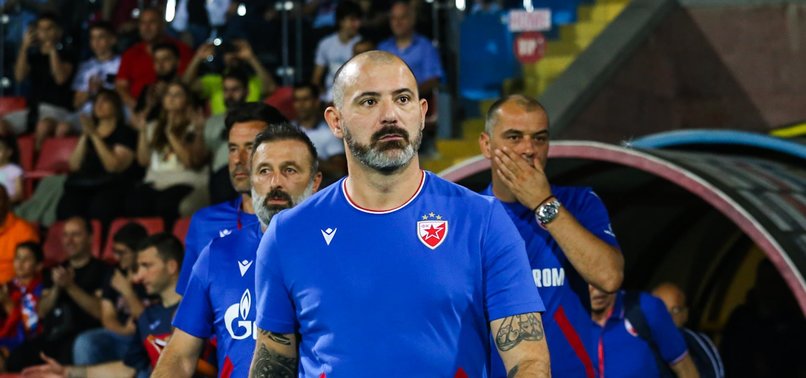 Trabzonspor'un rakibi Kızılyıldız'da teknik direktör Dejan Stankovic istifa etti!